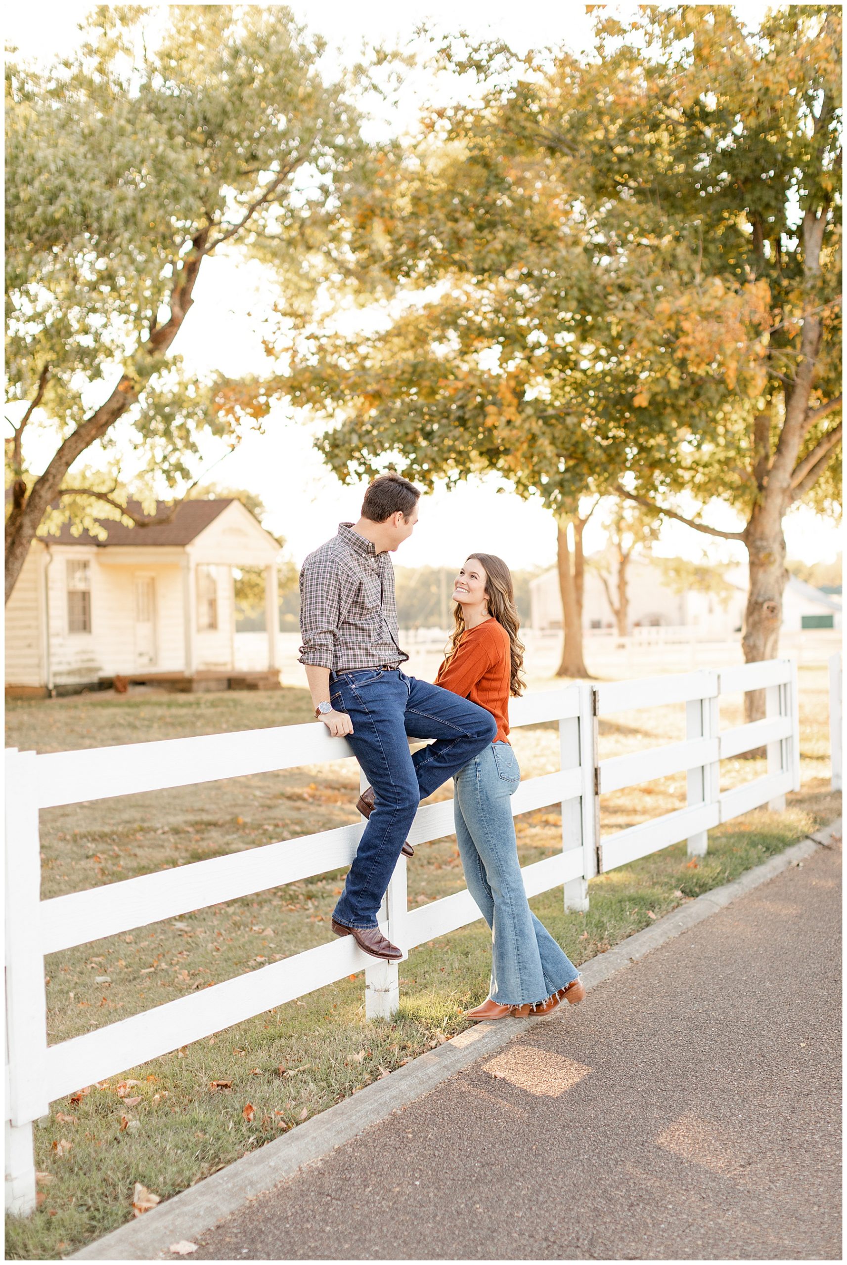 fall in Franklin tn engagement